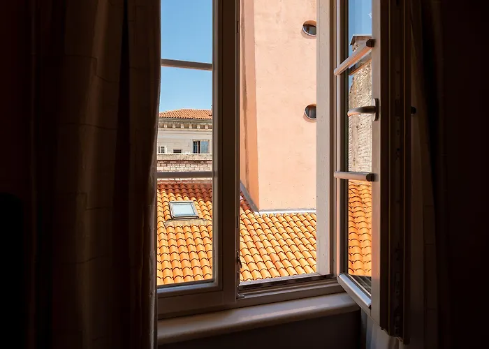 Hotel Art Kalelarga 4*