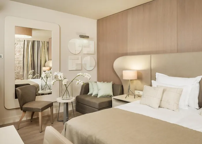 Art Kalelarga Hotel 4*