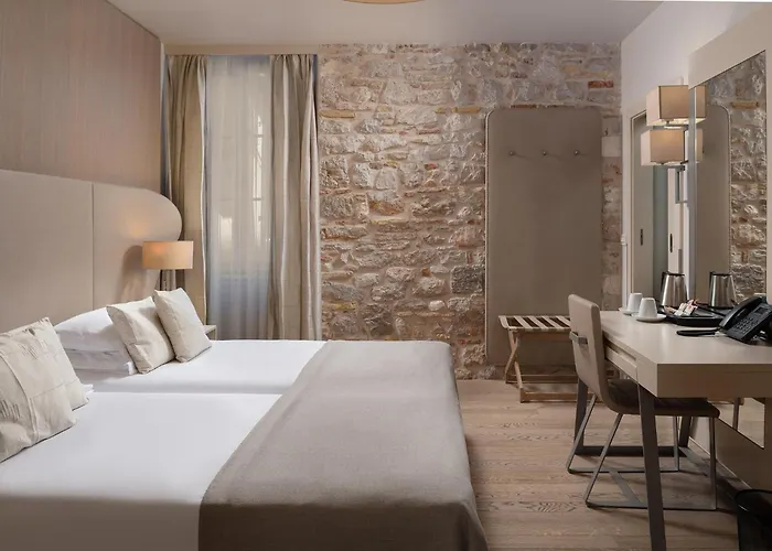 ホテル Art Kalelarga