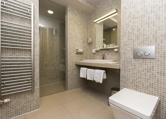 Art Kalelarga ザダル